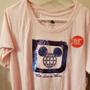 Walt disney world tshirt XL